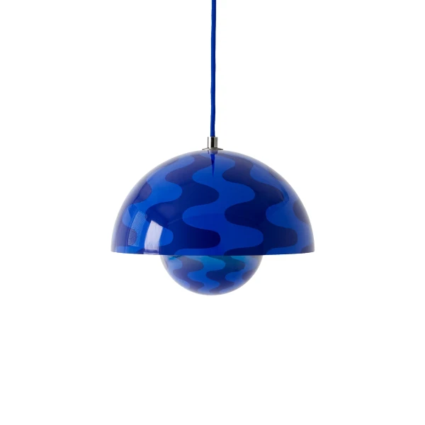 ATD Packshots 133082A171 Flowerpot VP1 Cobalt Blue and Twilight Blue pattern ON kuva