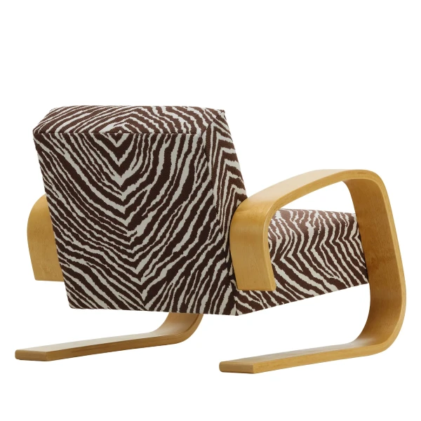Armchair 400 honey stained Zebra brown back kuva