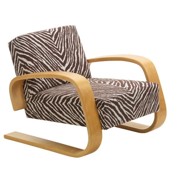 Armchair 400 honey stained Zebra brown cut out master kuva