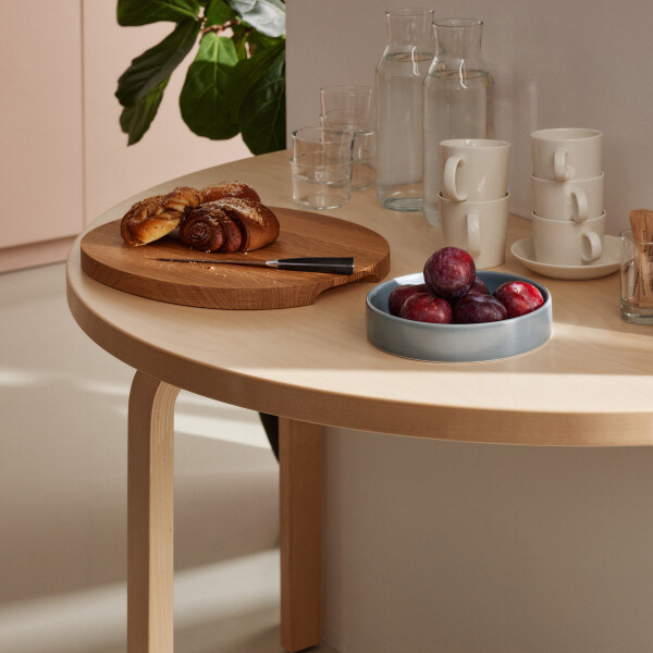 Artek Aalto table half round 95 master kuva