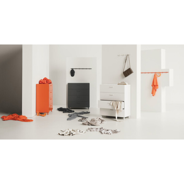 String Relief 2024 kuva