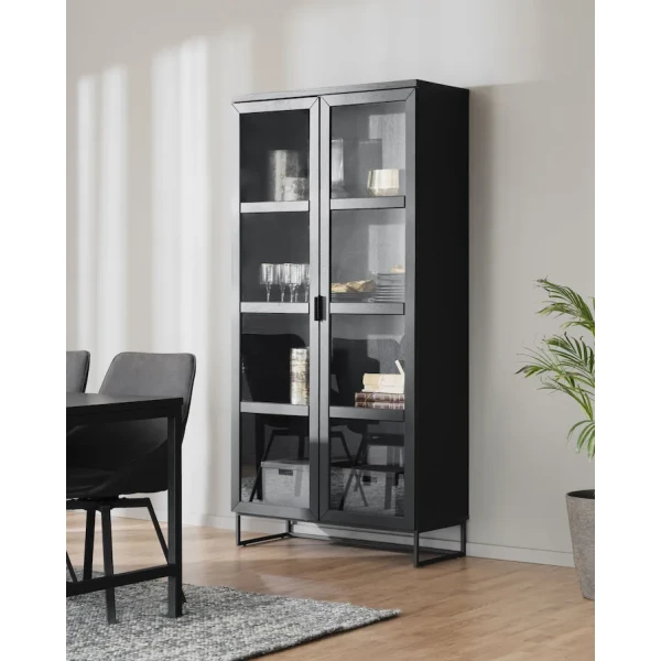 Everett matbord   118779 Alison stol   117762 Everett vitrin   118788 06 image