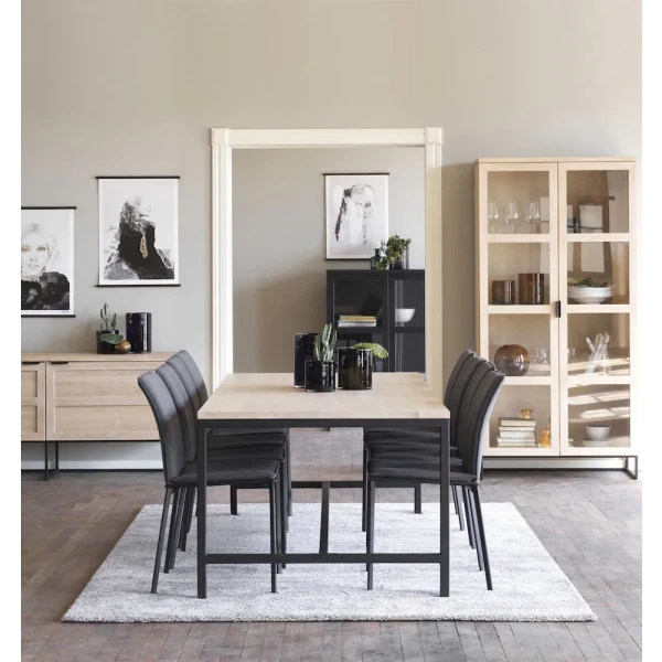 Everett vitrin   118773 Everett matbord   118765 Everett sideboard   118768 Wyoming stol   118670 image