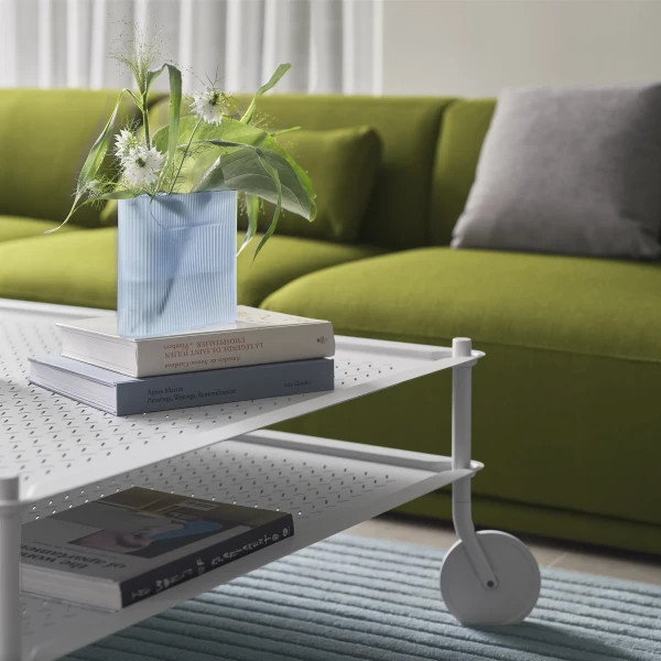 Flow coffee table grey ridge vase 16 light blue frosted glass connect soft vidar 956 relevo rug sage green muuto org 150 kuva