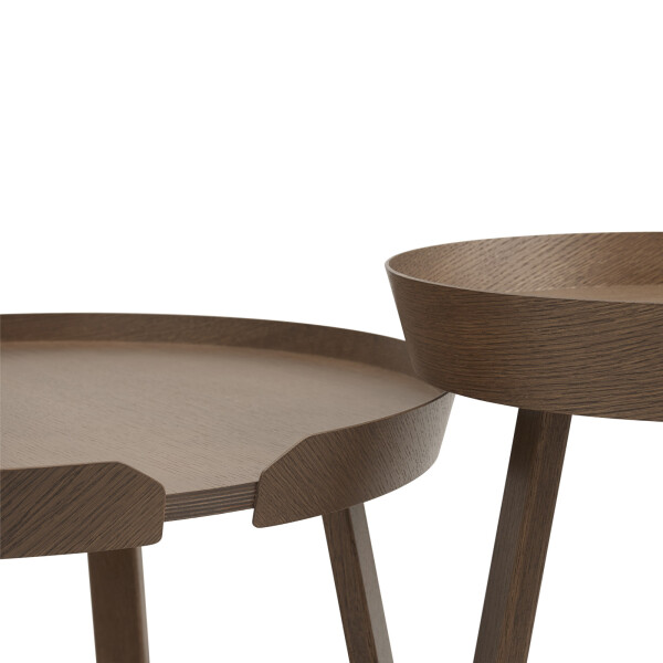 Muuto Around coffee table stained dark brown detail kuva