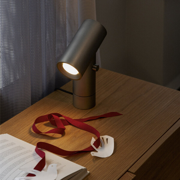 Muuto Black Beam alu kuva