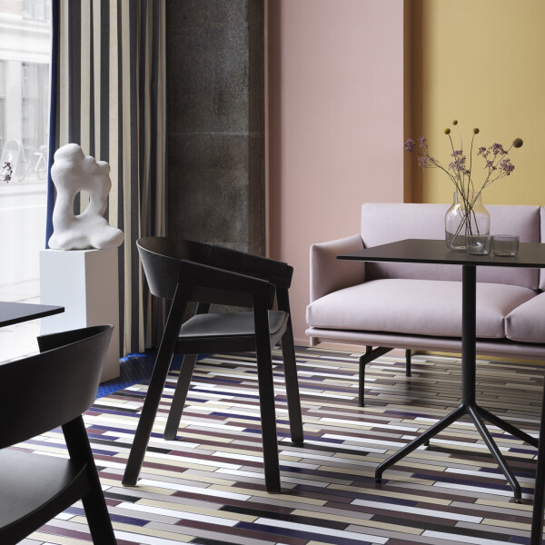 Muuto cover armchair black refine kuva