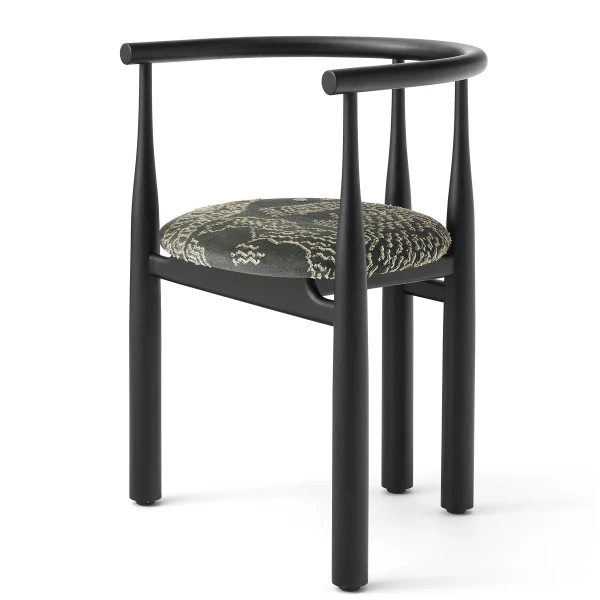 New Works Packshot 41811DETM003 Bukowski Chair Black Dedar Tiger Mountain 003 2 kuva