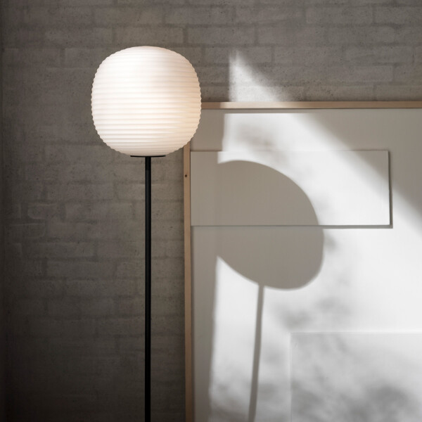 New Works Autumn 21 Lantern Floor Lamp kuva