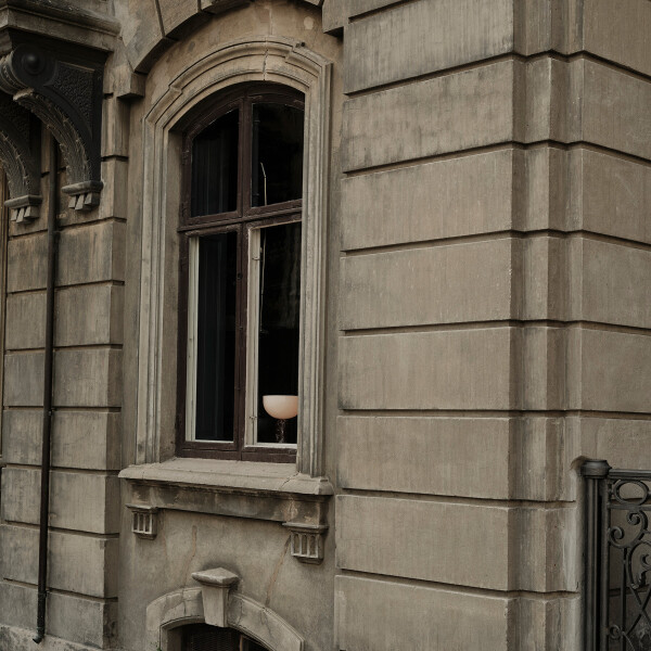 New Works Kizu Table Lamp Small Rosso Leveanto Teaser image