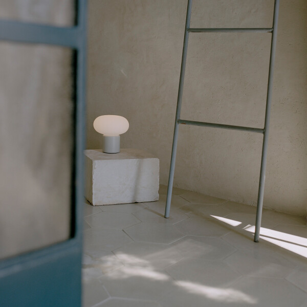 New Works Sicily Karl Johan Portable Light Grey 320 06 V kuva