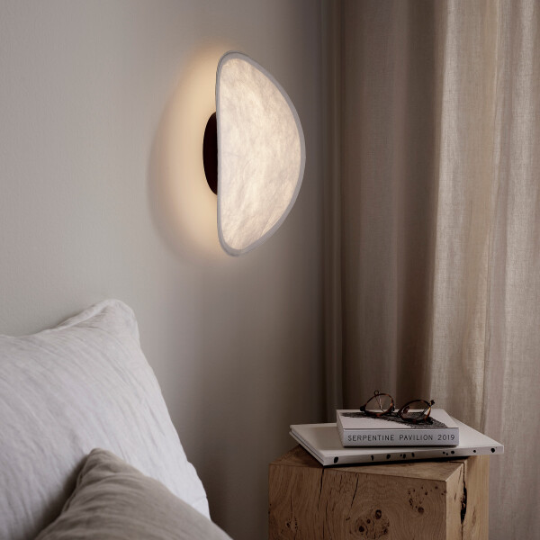 New Works Spring 2022 Tense Wall Lamp 1 kuva