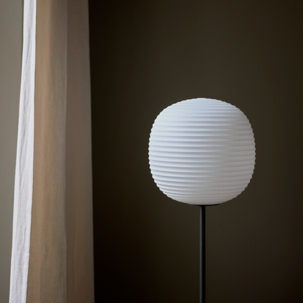 New Works Terra 2020 Lantern Floor Lamp kuva