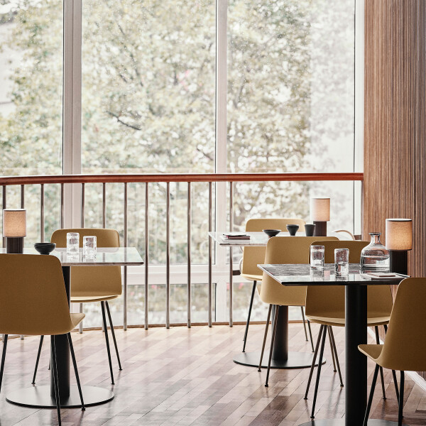 Rely HW6 in Bronzed Base w Base Sand ShellIIn Between SK16 in Bronzed w Bianco Carrara Nero MarquinaIManhattan SC52 w Bronzed Brass Canvas image