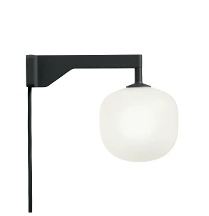 Muuto RIME vägglampa, svart image