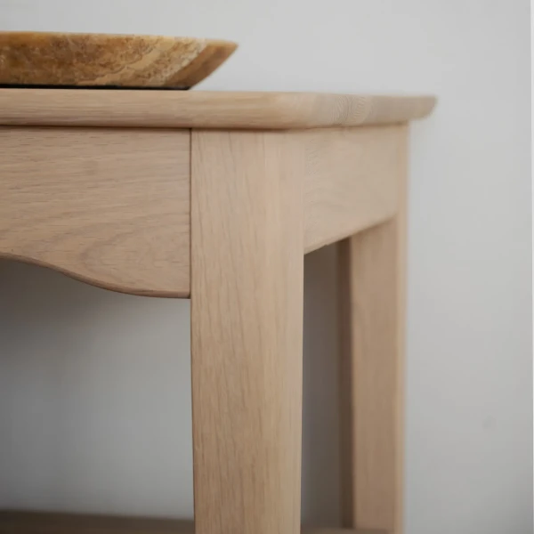 Rowico 123141 b mb Markham console table in whitewash oak 03 kuva