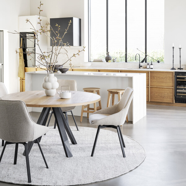 Rowico Maddock 121126 Alison 117810 Austin 103510 02 image