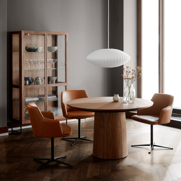 Skovby 33 walnut lifestyle kuva