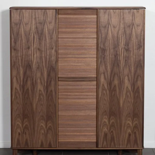 Skovby 546 walnut closed kuva