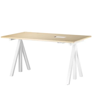 String WORKS skrivbord 140 cm, ask image