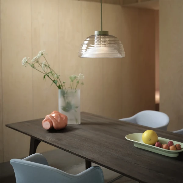 Two layer pendant olive ridge vase Muuto kuva