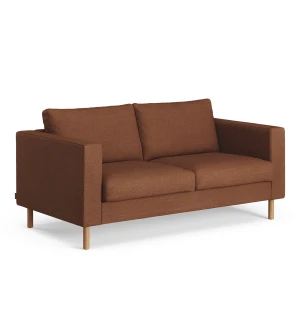 Swedese SOLID 2-istuttava sohva, Sahco Ecriture 0570 Terracotta/öljytty tammi kuva