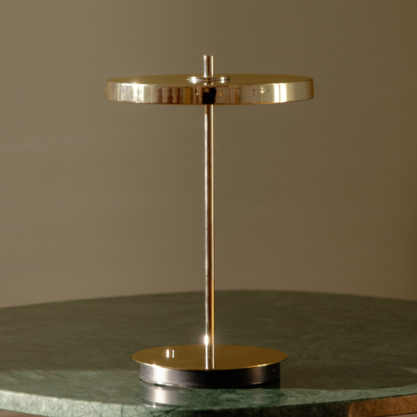 UMAGE Asteria Move polished brass interior image