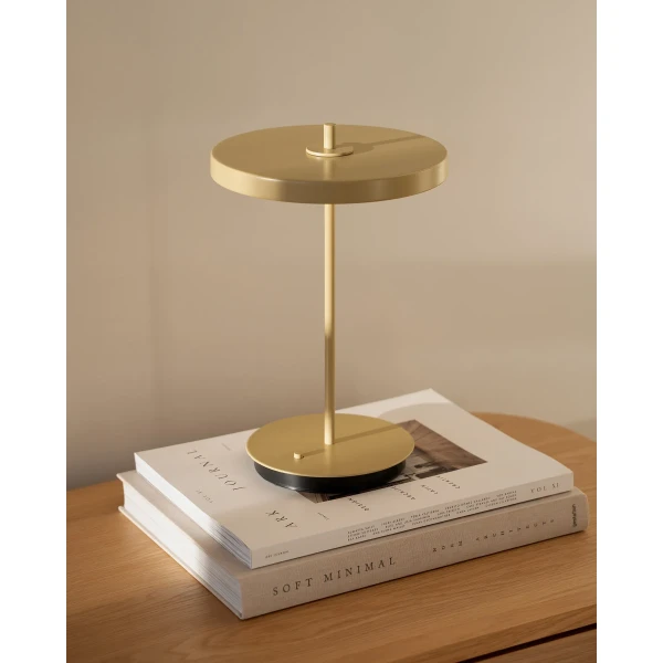 UMAGE lifestyle Asteria Move monochrome butter yellow 1 kuva