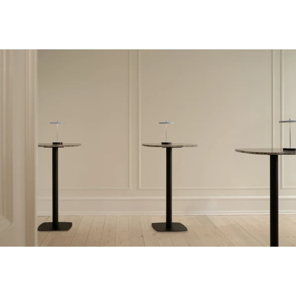 UMAGE lifestyle Gather bar table emperador 6 kuva