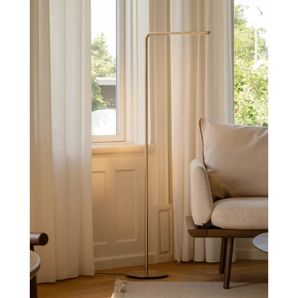 UMAGE lifestyle Omni floor lamp brass 1 kuva