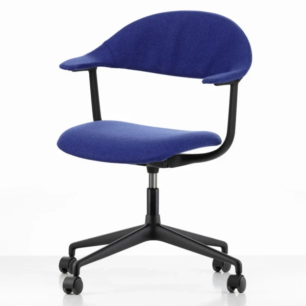 Vitra MYNT chair 4 wheel Cosy 2 Electric Blue Deep Black angle kuva