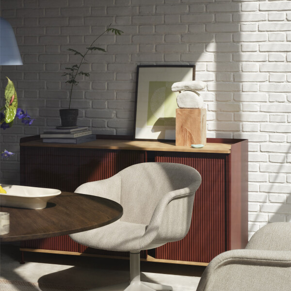 muuto midst table dark oiled oak lifestyle kuva