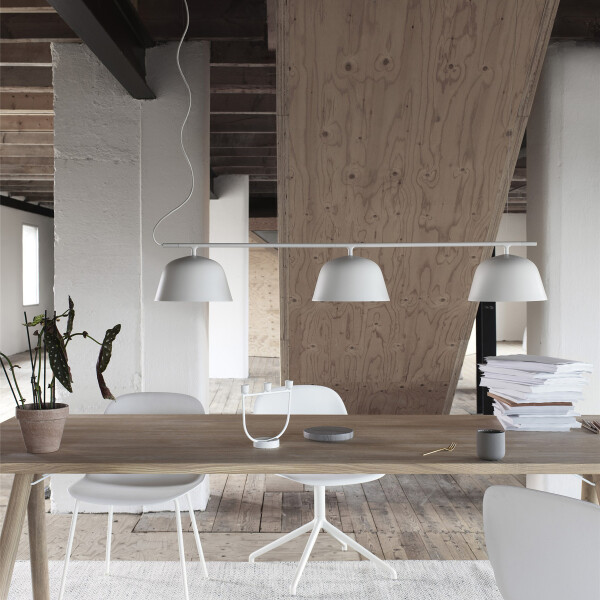 muuto white ambit rail light image