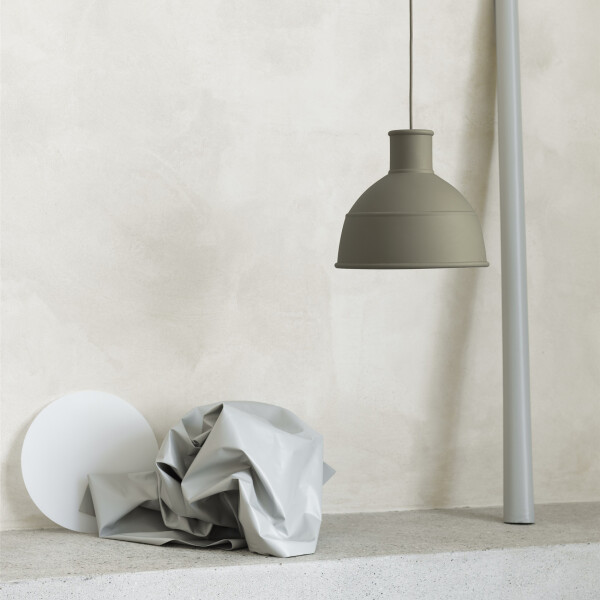 muuto Unfold pendant olive lamp kuva