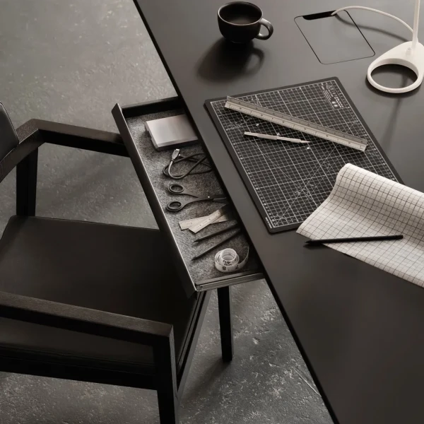 string desk drawer black low res kuva